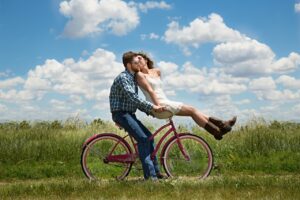The Top 4 Most Popular Ways to Find a Partner